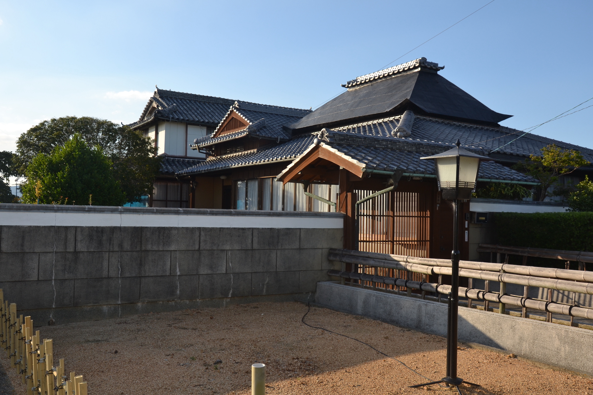 detached 大麻町市場