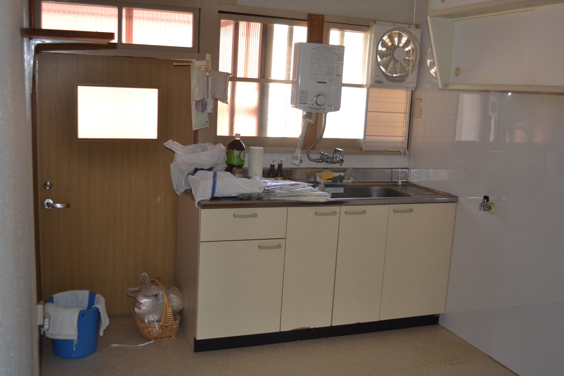 detached 撫養町立岩